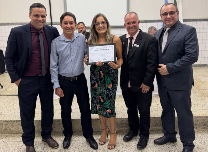 Câmara de São Gabriel da Palha realiza entrega de moções de aplausos durante sessão ordinária