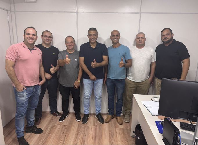 Imagem da notícia: Vereadores de São Gabriel da Palha se reúnem com Coronel Alexandre Quintino na SEDURB para discutir implantação do Cerco Eletrônico e manutenção das faixas na ES-137
