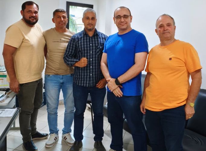 Vereadores e sindicato discutem projeto do piso salarial dos professores